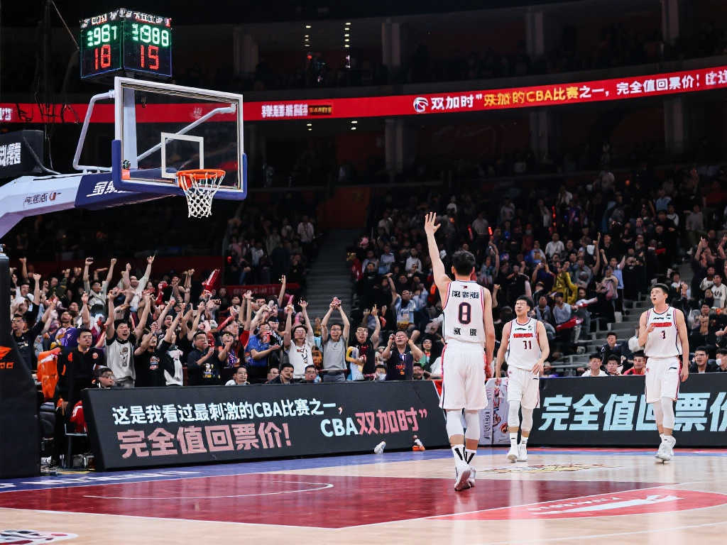 CBA赛场惊现“双加时”激战,球迷热情爆棚 CBA赛场惊现“双加时”激战,球迷热情爆棚